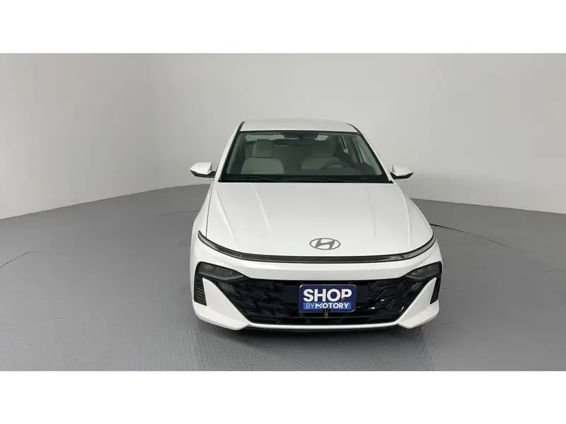 Hyundai Accent Smart 2024 1