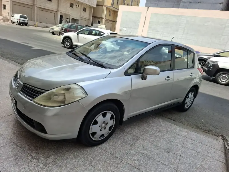نيسان تيدا 2008 3