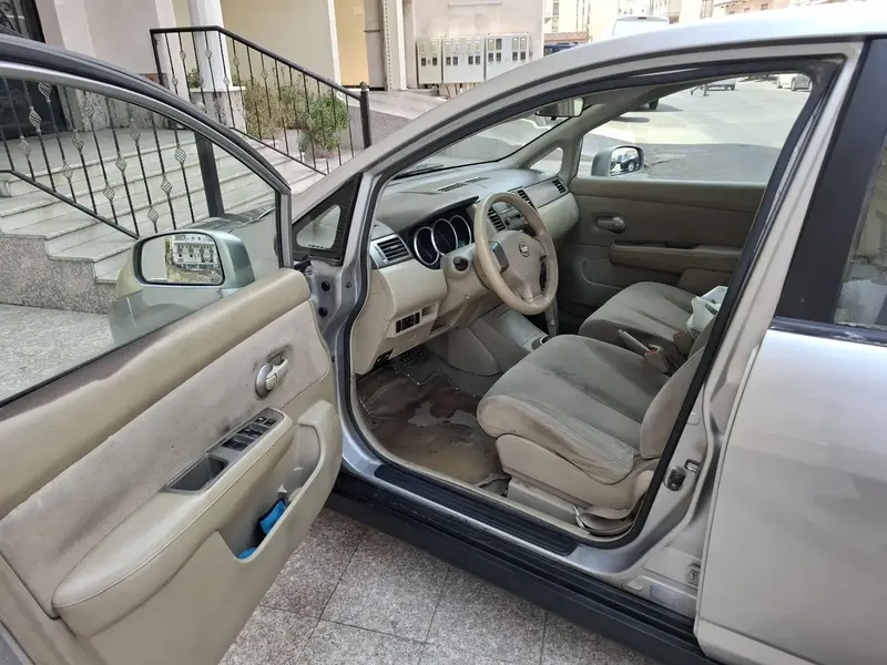 نيسان تيدا 2008 5
