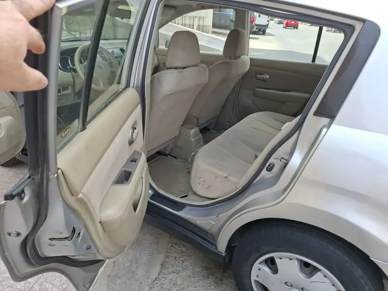نيسان تيدا 2008 4