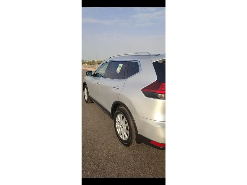 نيسان إكس-تريل 2022 6