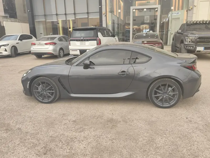سوبارو BRZ 2024 5