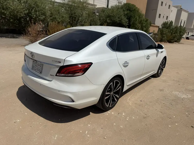 ام جي 6 2020 6