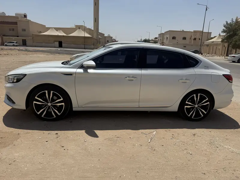 ام جي 6 2020 5