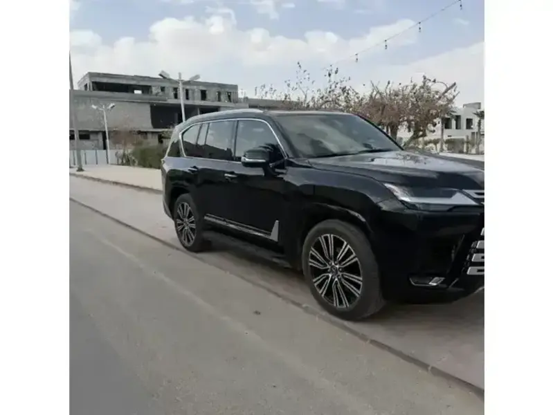 لكزس LX 2024 2