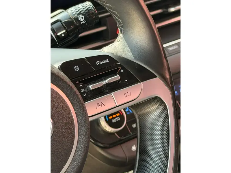 Hyundai Elantra 2021 11