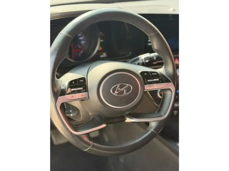 Hyundai Elantra 2021 16