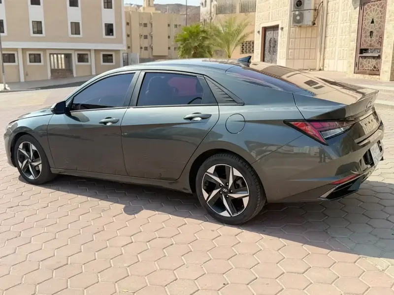 Hyundai Elantra 2021 22