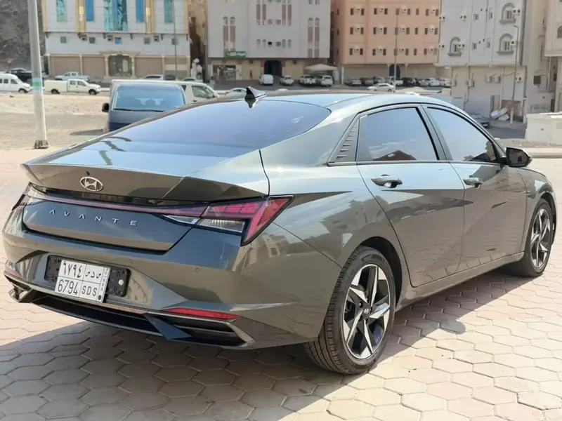 Hyundai Elantra 2021 23