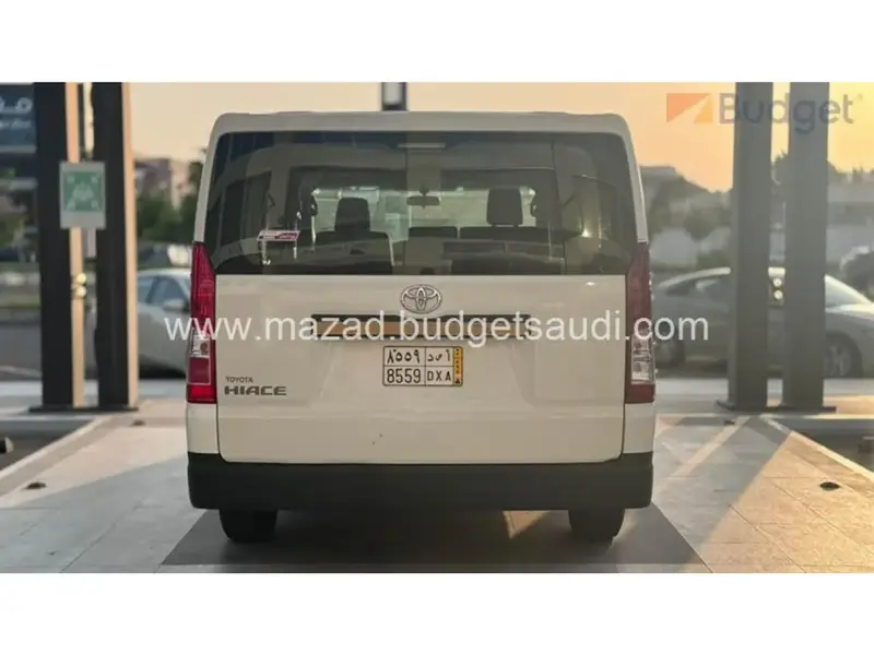 تويوتا هايس 2021 Std 4