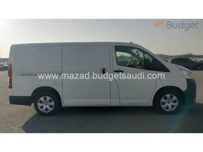 Toyota Hiace 2021 2