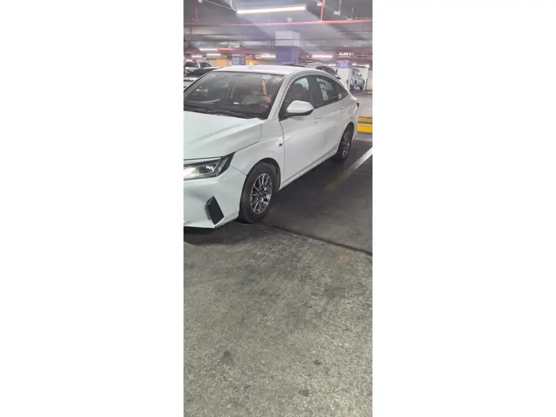 Toyota Yaris 2023 7