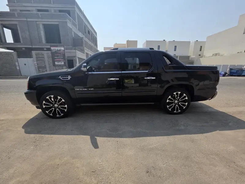 كاديلاك اسكاليد بيك اب EXT 2011 للبيع  5
