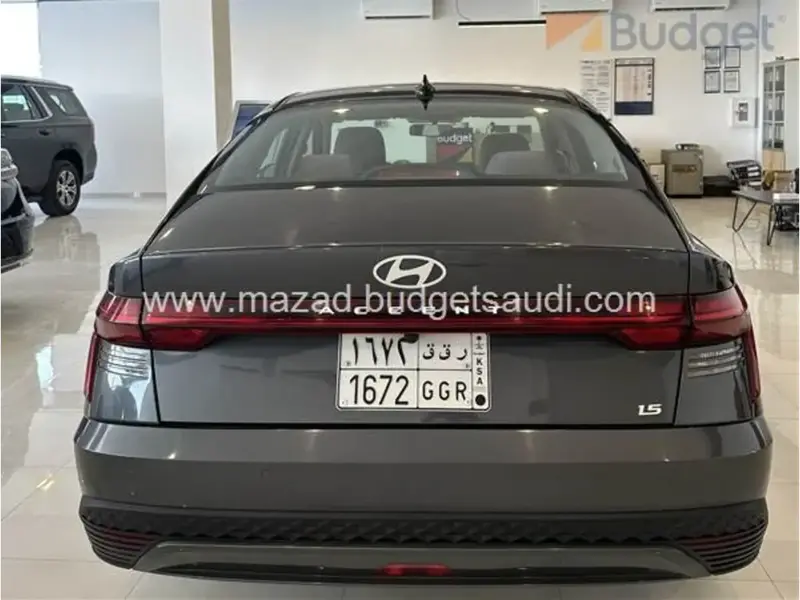 Hyundai Accent 2024 4