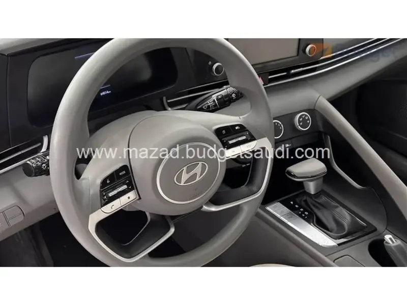 Hyundai Elantra 2024 5