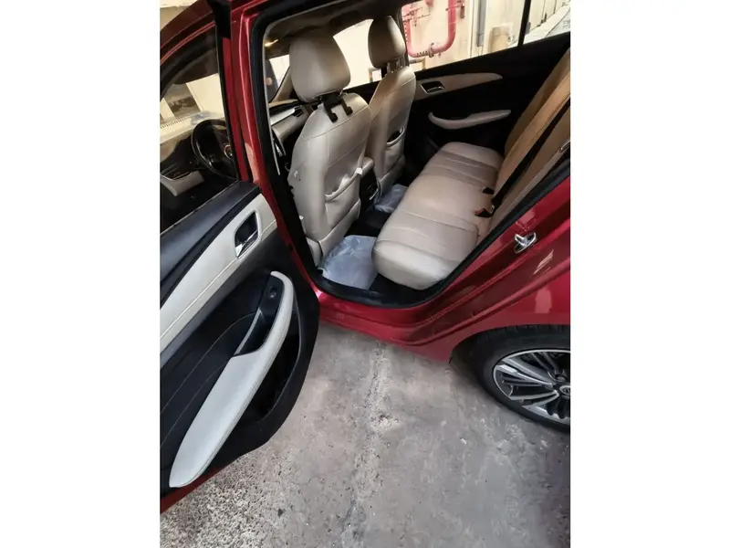 ام جي 5 2021 4