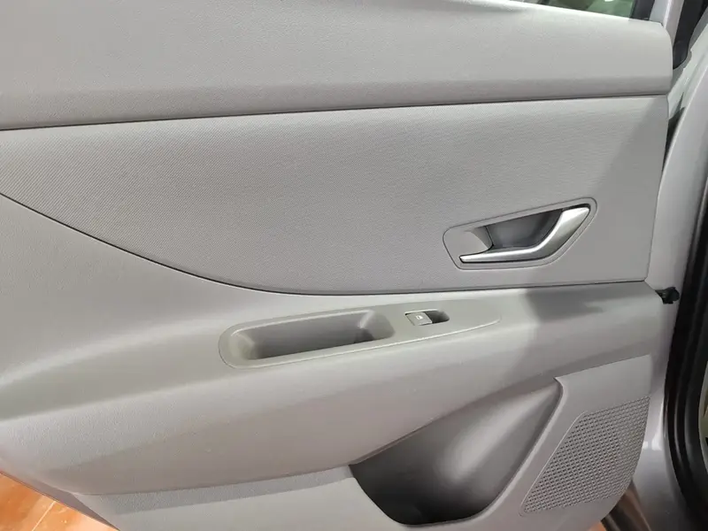 Hyundai Elantra 2024 13