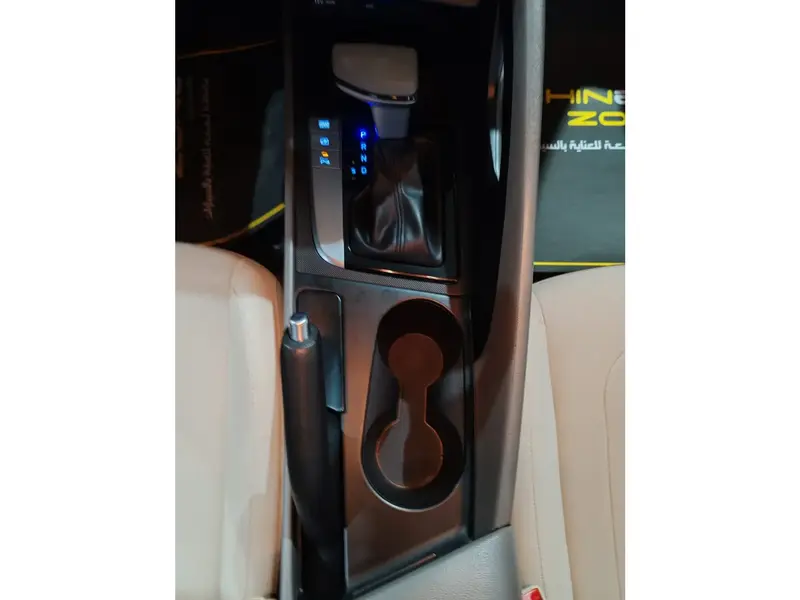 Hyundai Elantra 2024 19