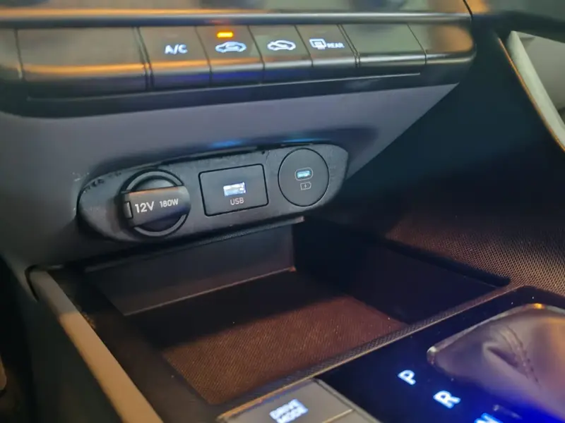 Hyundai Elantra 2024 20