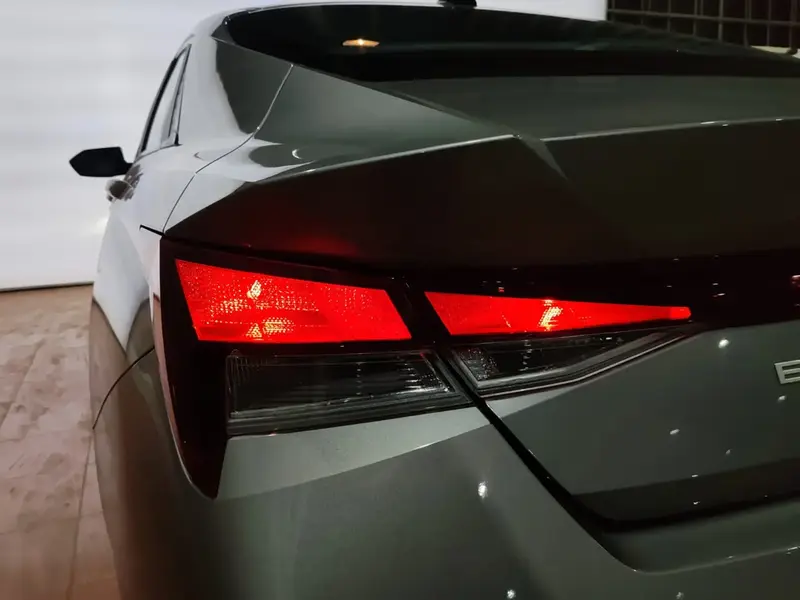 Hyundai Elantra 2024 7