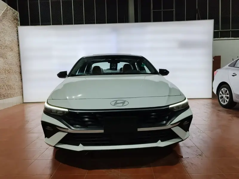 Hyundai Elantra 2026 2