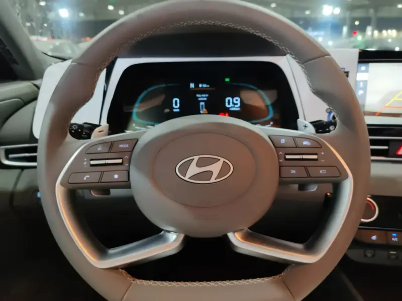 Hyundai Elantra 2026 22