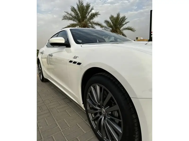 Maserati Ghibli 2022 3