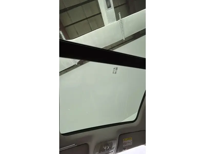 ام جي ZS لاكجري 2023 28
