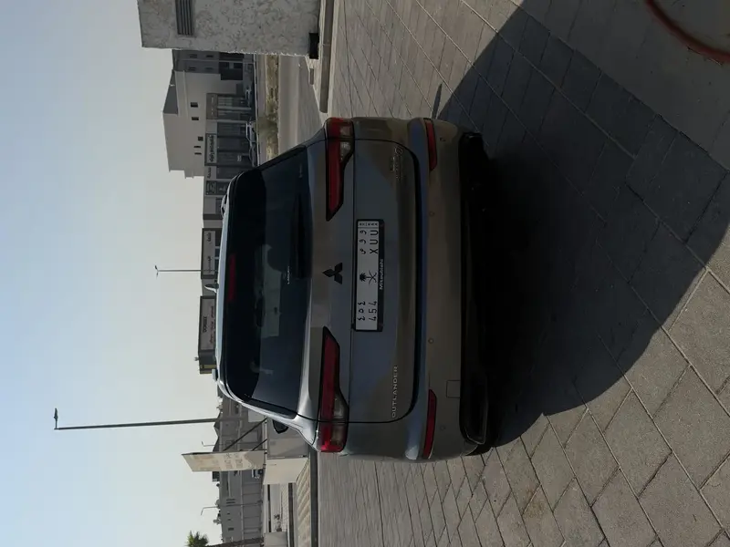 Mitsubishi OUTLANDER 2024 11