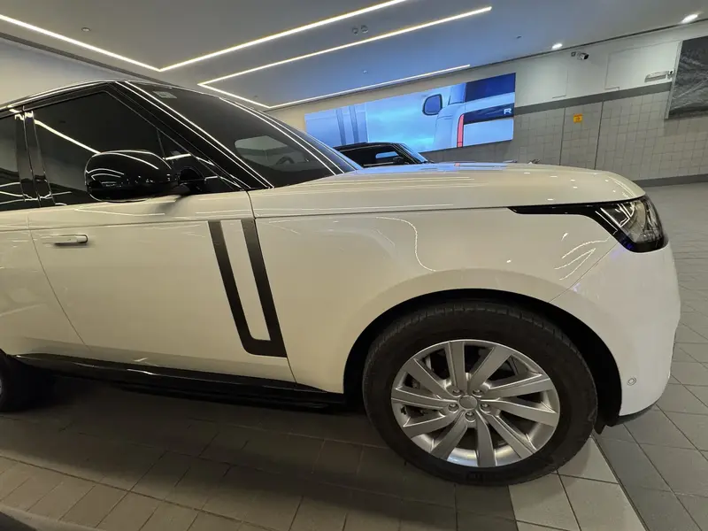 Range Rover Vogue 2023 6