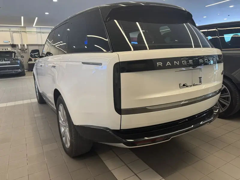 Range Rover Vogue 2023 10