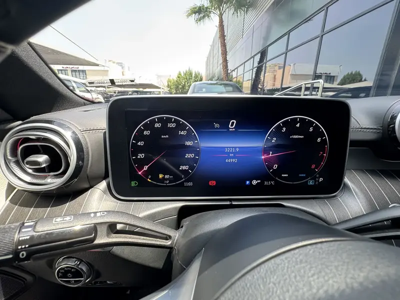 Mercedes C 2024 4