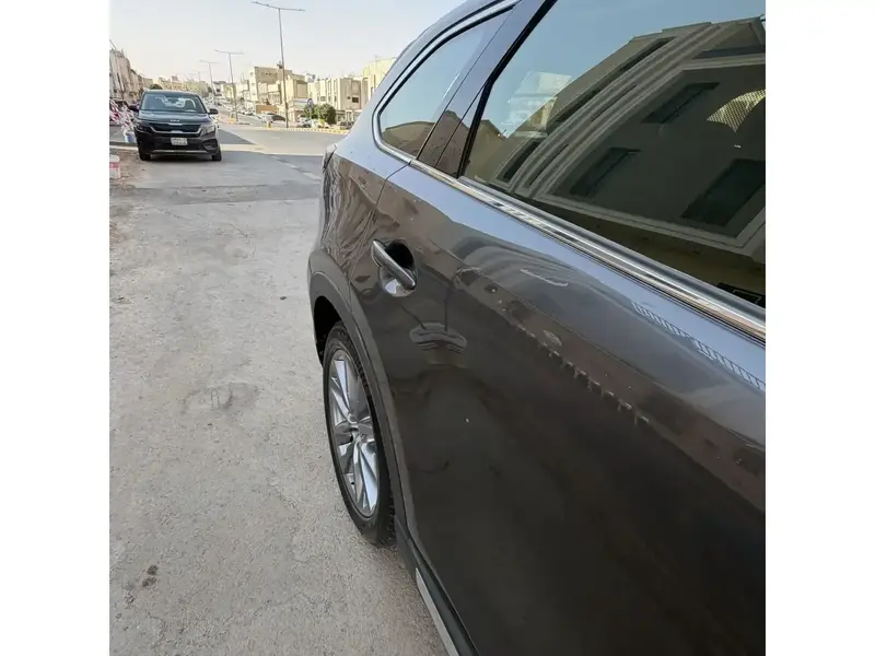 مازدا CX9 2023 ممشى قليل  9