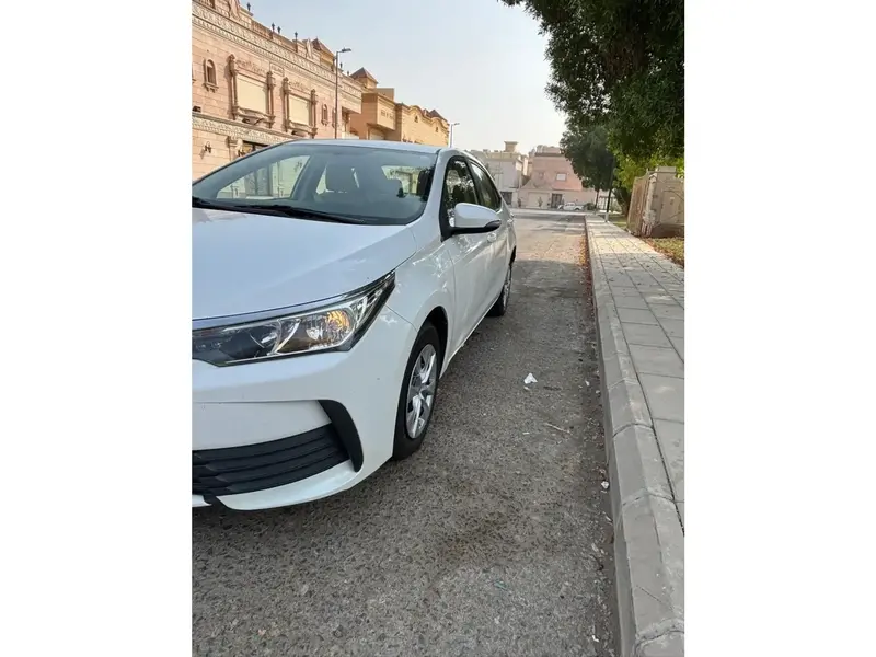 تويوتا كورولا 2018 8