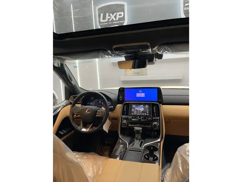 لكزس LX 2026 15