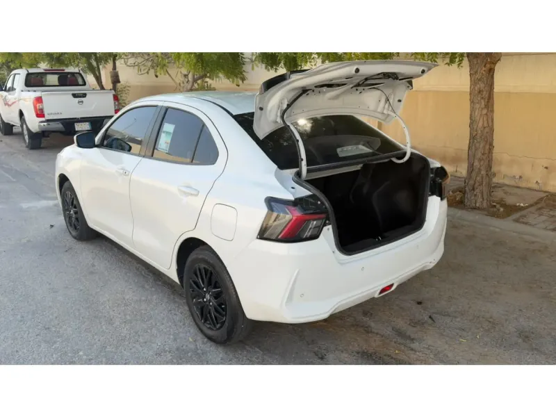 Suzuki Dzire 2026 3