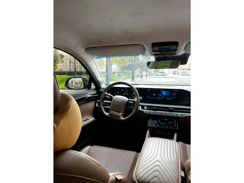 هيونداي أزيرا 2023 10