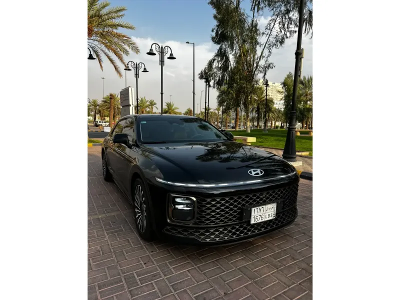 هيونداي أزيرا 2023 4