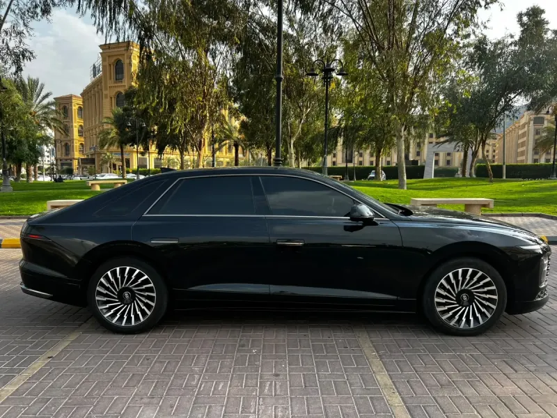 هيونداي أزيرا 2023 2