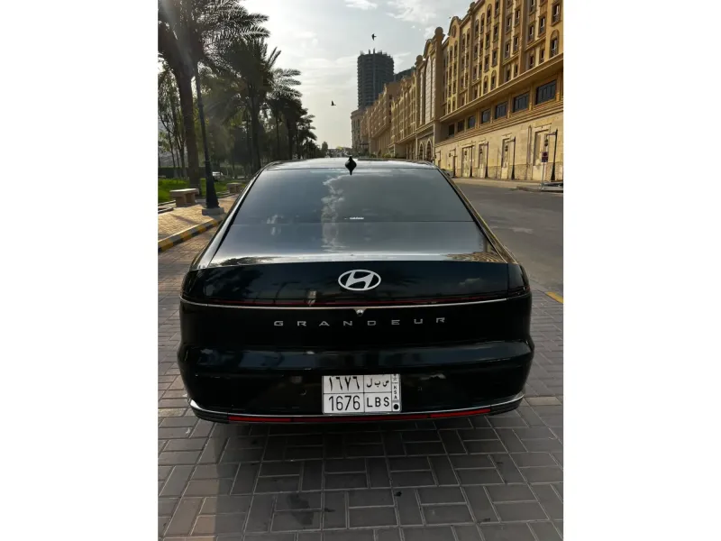 هيونداي أزيرا 2023 2