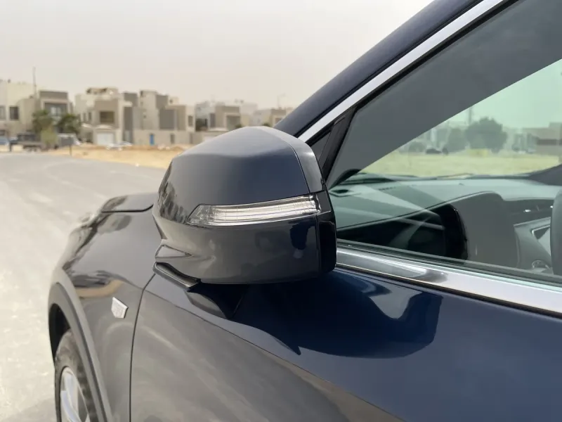 كاديلاك XT4 2023 20