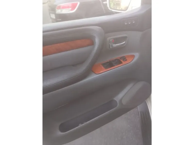 لكزس LX 1999 11