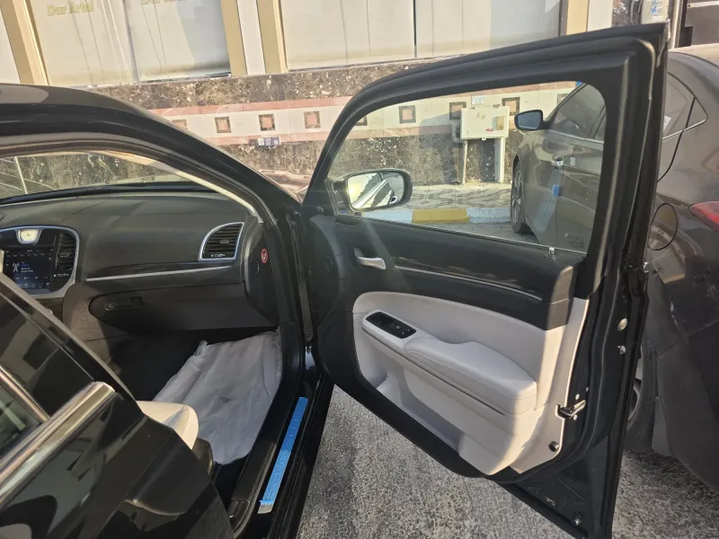 كرايسلر 200C 2019 9