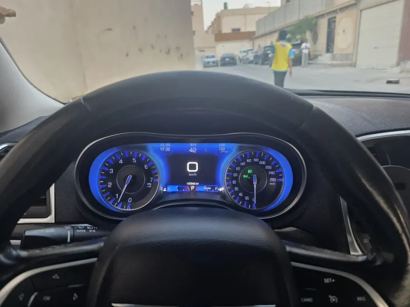 كرايسلر 200C 2019 3