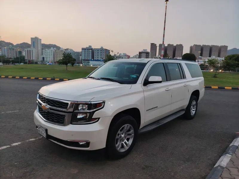 Chevrolet Suburban 2015 4