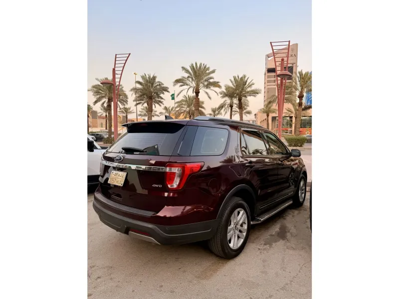 Ford Explorer 2019 10