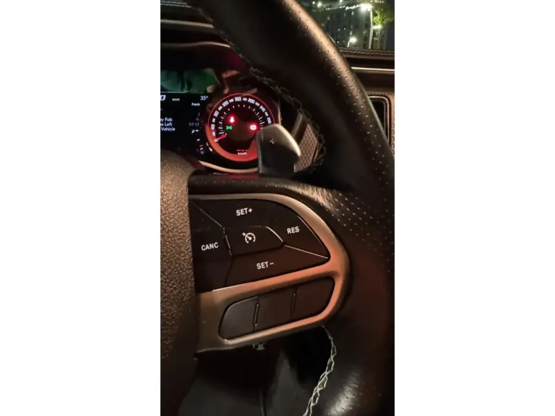 Dodge Challenger 2023 11