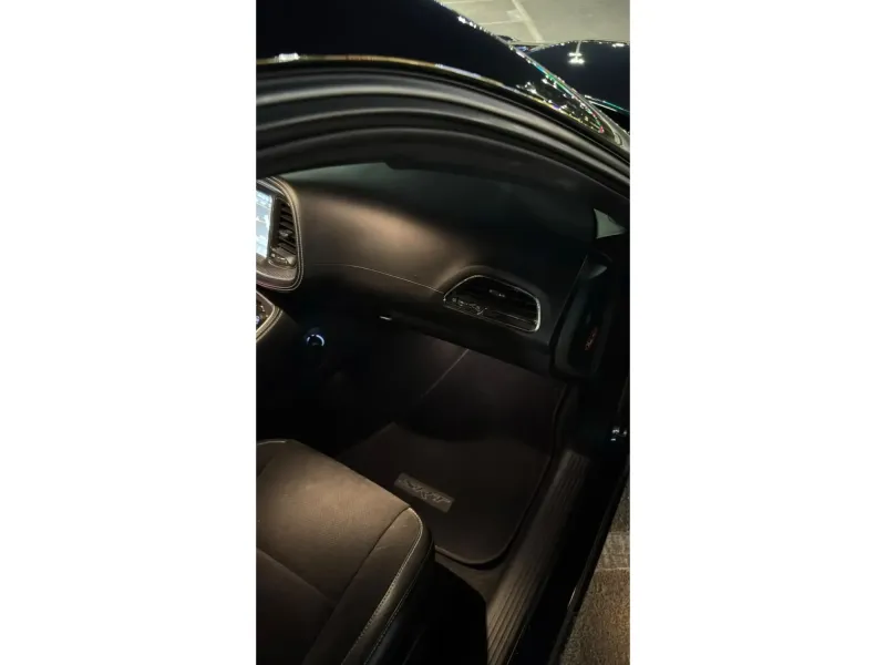Dodge Challenger 2023 17