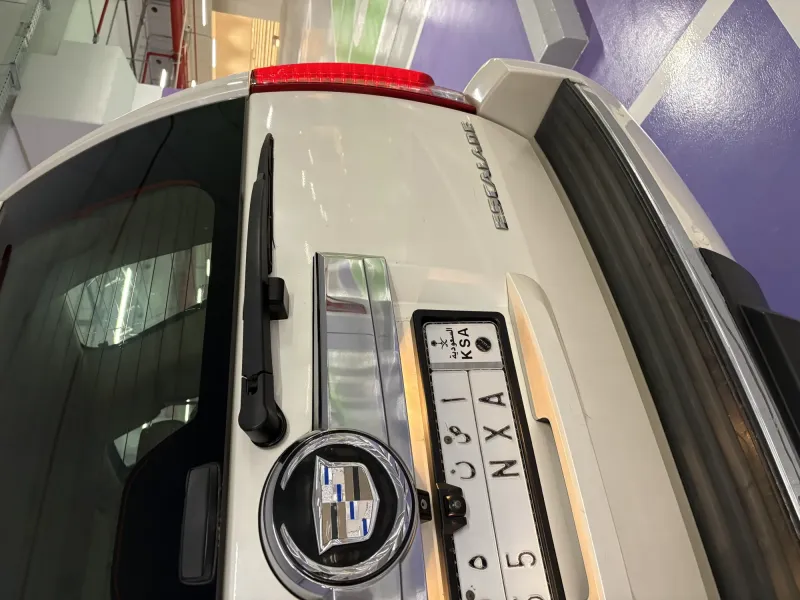 Cadillac Escalade 2009 6