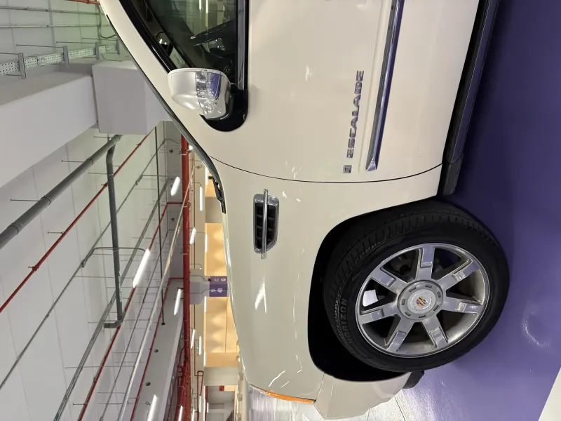 Cadillac Escalade 2009 7
